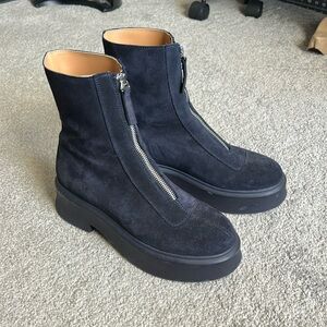 Steve Madden Jones Boot